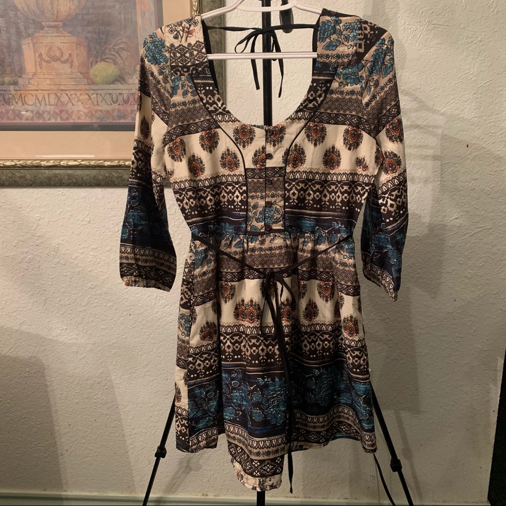 American Rag Cie dress w/ pockets !